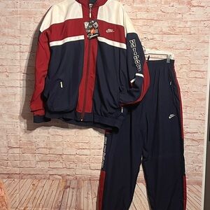 Nike vintage OG 90's tracksuit NWT dead stock sz L